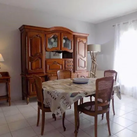 Maison Saint-palais-sur-mer, 4 Pieces, 6 Personnes - Fr-1-305a-35 Holiday home *